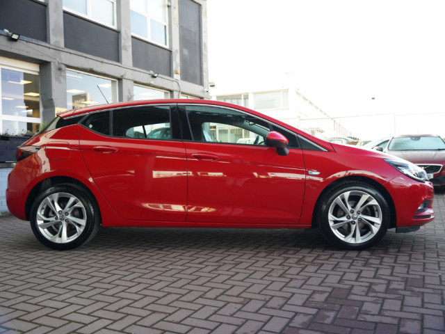 Image for 2018 Vauxhall Astra 1.4I Turbo SRI 147BHP 5DR