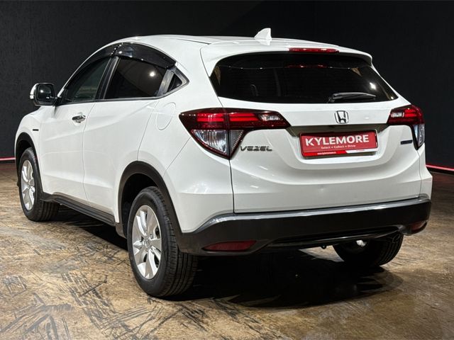 Image for 2017 Honda Vezel 1.5 HYBRID AUTOMATIC - CRUISE CONTROL - REVERSE CAMERA 
