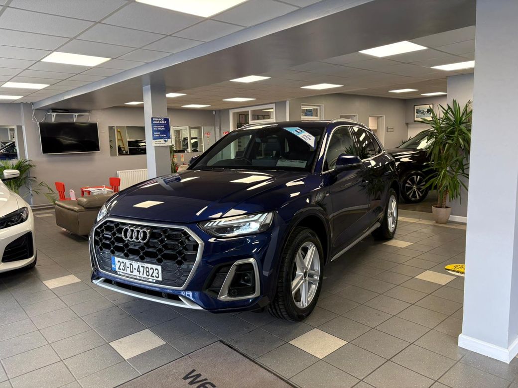 Image for 2023 Audi Q5 TFSI E S LINE QUATTRO 299 bhp