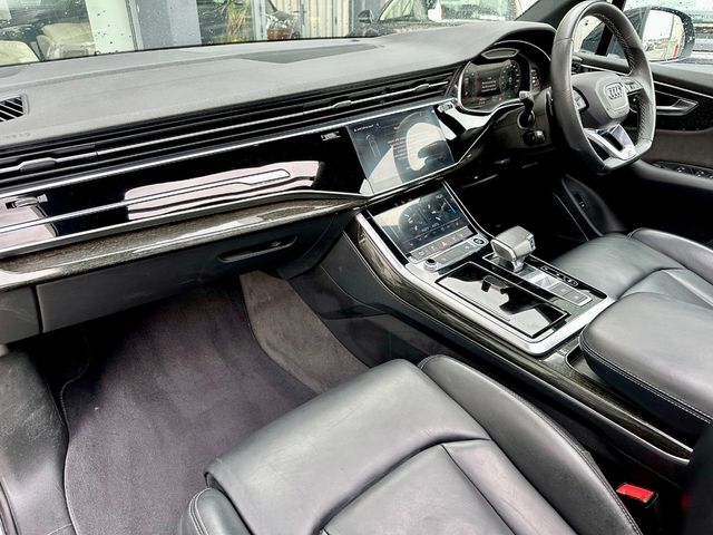 Image for 2021 Audi Q7 50TDI BLK EDITION 7SEAT