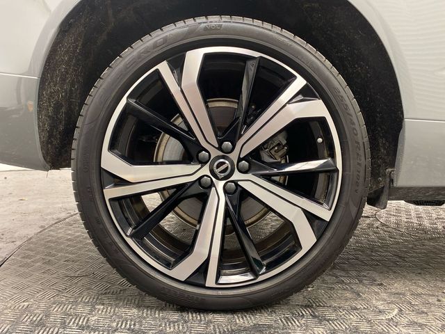 Image for 2025 Volvo XC60 2 YEAR VOLVO SELEKT WARRANTY ULTRA DARK PHEV T6 AWD