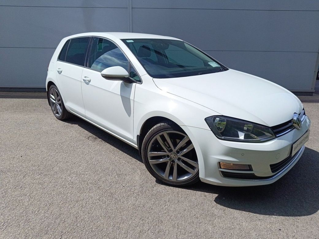 Image for 2017 Volkswagen Golf 1.6 TDI 5DR 115HP Highline M5F Leather Interior Top spec