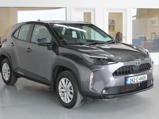 Image for 2024 Toyota Yaris Cross Cross Luna