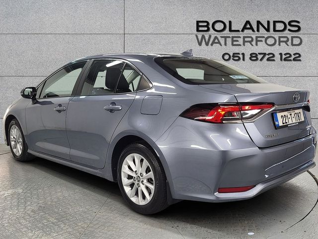 Image for 2022 Toyota Corolla 1.8 Hybrid Luna Saloon