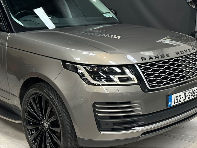 Image for 2019 Land Rover Range Rover P400E VOGUE LOW MILEAGE