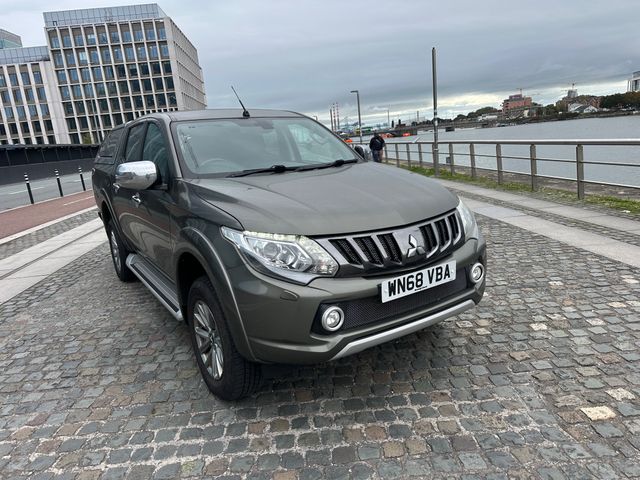 Image for 2018 Mitsubishi L200 DI-D 4WD BARBARIAN DCB