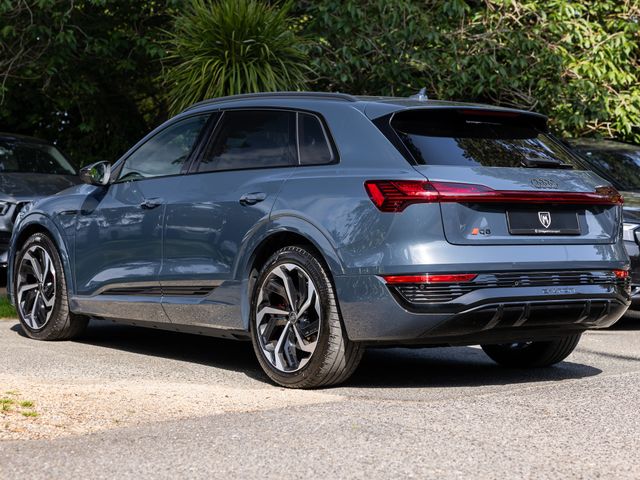 Image for 2023 Audi Q8 e-tron 55 Quattro S Line Black Edition
