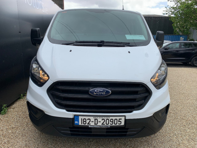 Image for 2018 Ford Transit Custom 2.0 TDCI 105 PS SWB // PRICE EXCL. VAT // ONE OWNER // DOCUMENTED SERVICE HISTORY // GREAT CONDITION // 