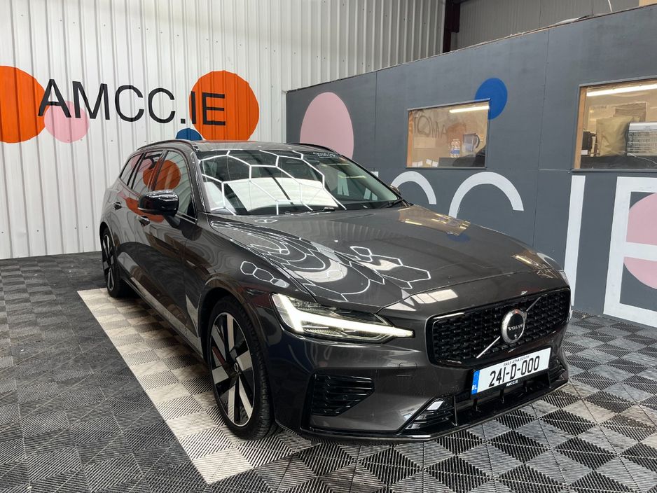 Image for 2024 Volvo V60 2024 VOLVO V60 T6 PLUG-IN 2.0 AUTOMATIC / CRUISE CONTROL / 360 CAMERA / ELECTRIC MEMORY & HEATED SEATS / PANORAMIC SUNROOF / APPLE CARPLAY / HEATED STEERING WHEEL AND MORE