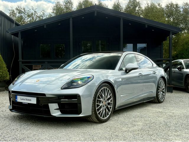 Image for 2025 Porsche Panamera 4 PDK