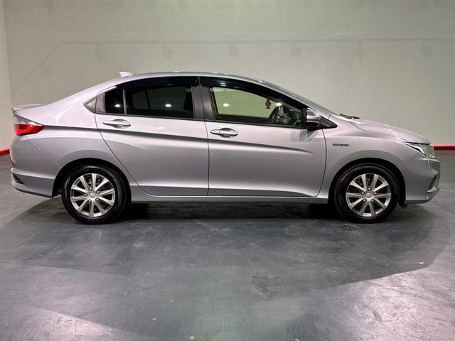 Image for 2021 Honda Grace 1.5 HYBRID AUTOMATIC SALOON - PUSH BUTTON START/STOP - CRUISE CONTROL - REAR CAMERA