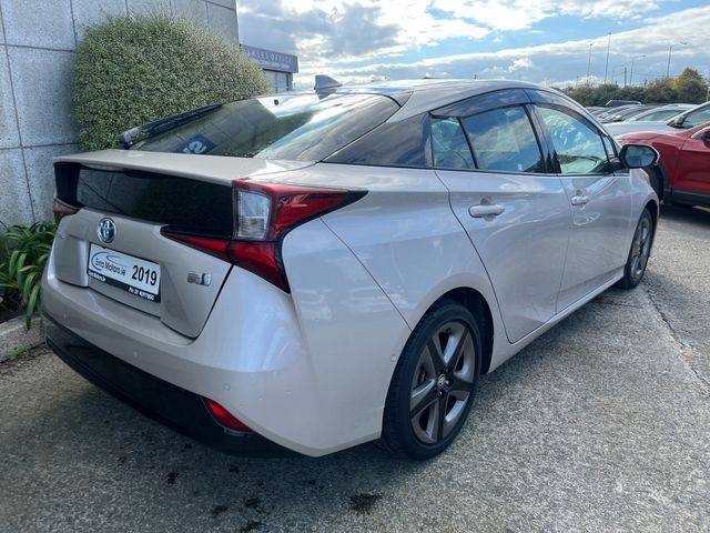 Image for 2019 Toyota Prius TOURING SELECTION AUTOMATIC HYBRID 1.8 PETROL //MASSIVE SPEC//FULL LEATHER//REVERSE CAMERA//HEAD UP DISPLAY//HEATED SEATS// 