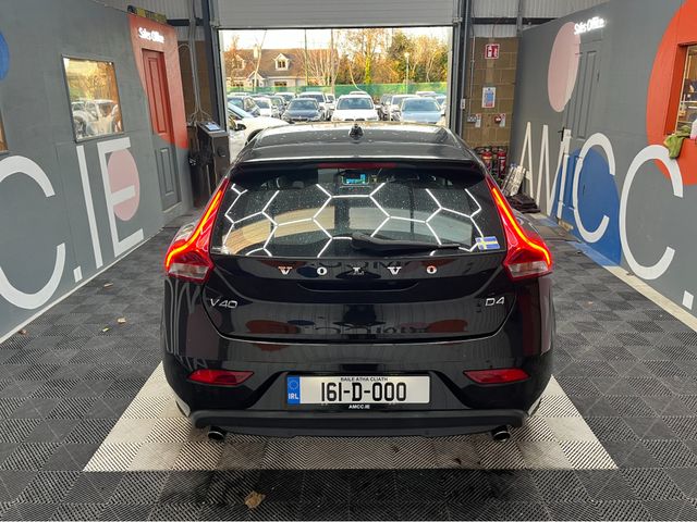 Image for 2016 Volvo V40 2016 VOLVO V40 2.0L DIESEL / 78K KMS / ADAPTIVE CRUISE CONTROL, REVERSE CAMERA & MORE