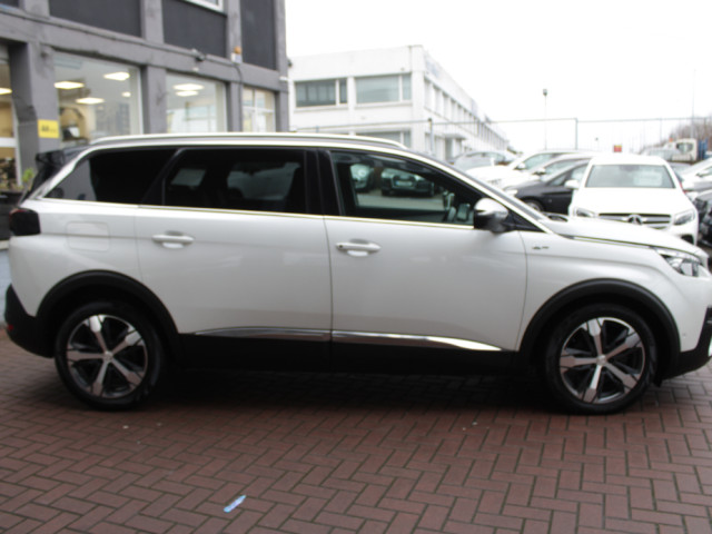 Image for 2018 Peugeot 5008 2.0HDI GT-LINE 7 SEATER 150BHP AUTO // AS NEW CONDITION THROUGOUT // BUY WITH CONFIDENCE AA AND SIMI APPROVED DEALER 2026 // FINANCE ARRANGED // TRADE INS WELCOME // 