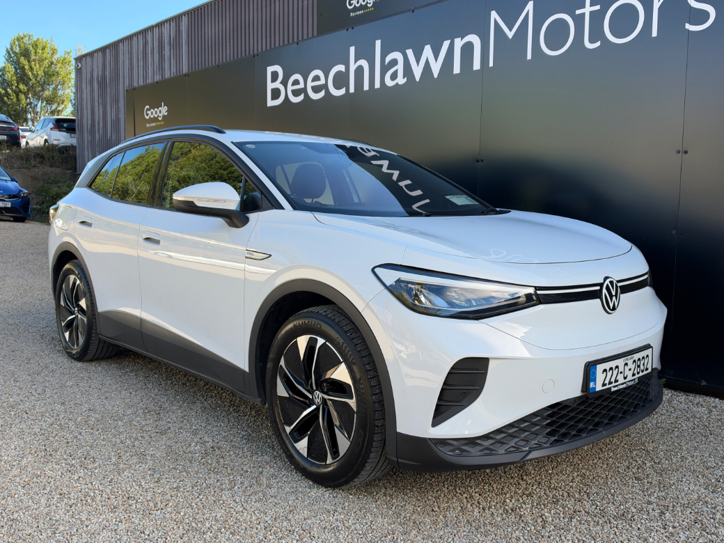 Image for 2022 Volkswagen ID.4 LIFE 77KWH AUTO 5DR // 07/28 NCT // SAT NAV, HEATED SEATS AND PARKING SENSORS // ONE OWNER // STUNNING CONDITION // SOH/SOFTWARE UPDATES DONE IN VW // 