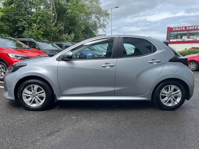Image for 2024 Toyota Yaris 1.5 PETROL HYBRID LUNA