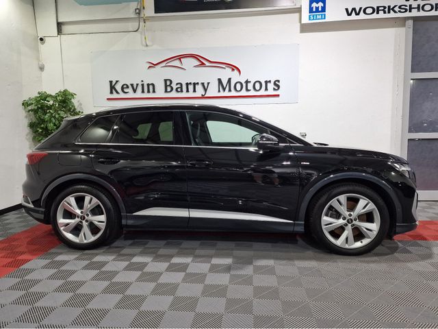 Image for 2023 Audi Q4 e-tron 40 S LINE (C&S PACK) 82KWH AUTOMATIC **ONE OWNER / ADAPTIVE CRUISE CONTROL / APPLE CARPLAY / ELECTRIC BOOTLID / HALF LEATHER / HEATED FRONT SEATS / SONOS PREMIUM SOUND / SAT NAV / REVERSE CAMERA**