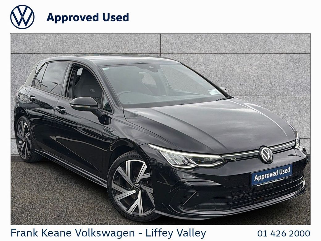 Image for 2024 Volkswagen Golf R-LINE AUTO 1.5 eTSI 130HP *DEEP BLACK* *BERGAMO ALLOYS* *HEATED SEATS* * REAR VIEW CAMERA* *PCP AVAILABLE*