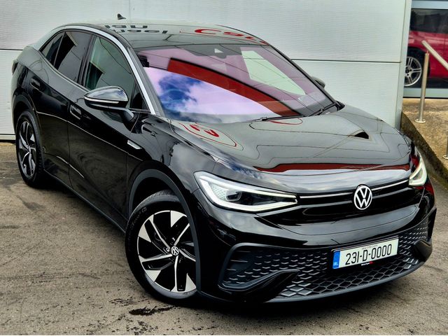Image for 2023 Volkswagen ID.5 Style Pro 77kwh, Panoramic Roof, 19" Alloys, CarPlay, Camera, Climate Control - First Registered in July 2023 - Trade in Price €30, 999