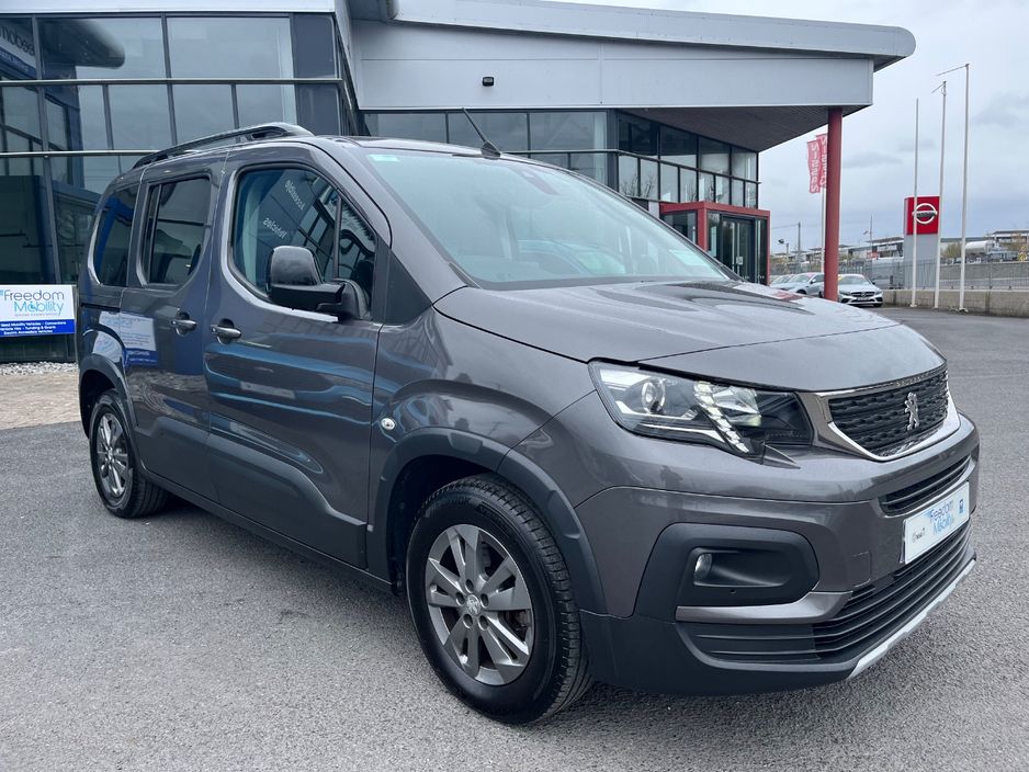 Image for 2023 Peugeot Rifter Auto, Wheelchair Accessible