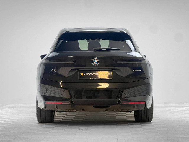 Image for 2023 BMW iX 40 M SPORT PAN ROOF