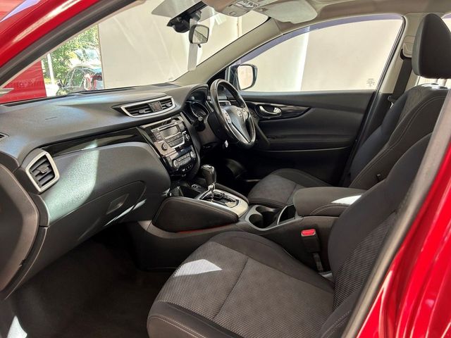 Image for 2017 Nissan Qashqai SV 1.2 CVT Auto