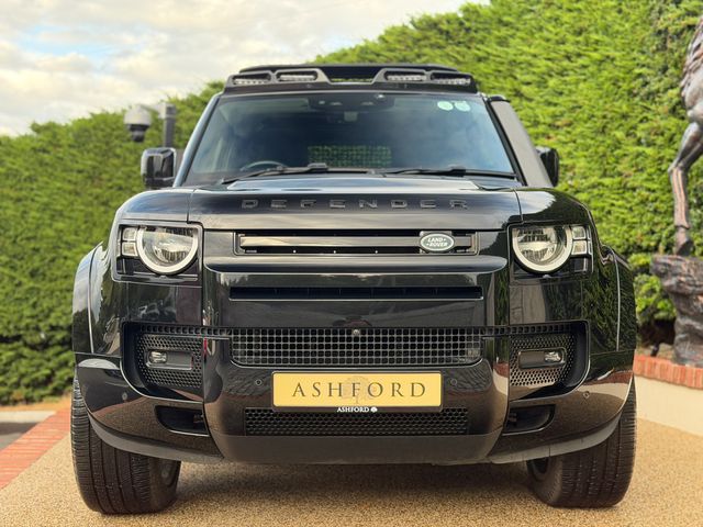 Image for 2024 Land Rover Defender D250 AWD AUTO Hard Top SE 3 dr SUV 90