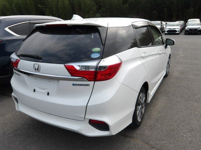 Image for 2016 Honda Shuttle 1.5 Petrol Hybrid Auto