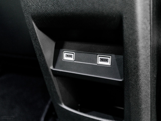 Image for 2026 Citroen C5 X PLUS 1.2 Petrol Hybrid Auto 145HP