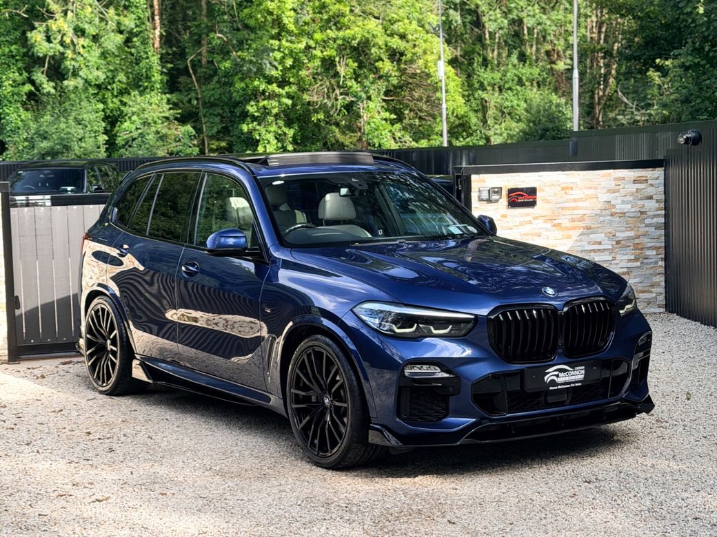 Image for 2021 BMW X5 2021 (211) BMW X5 45E M Sport Pro *SKY LOUNGE