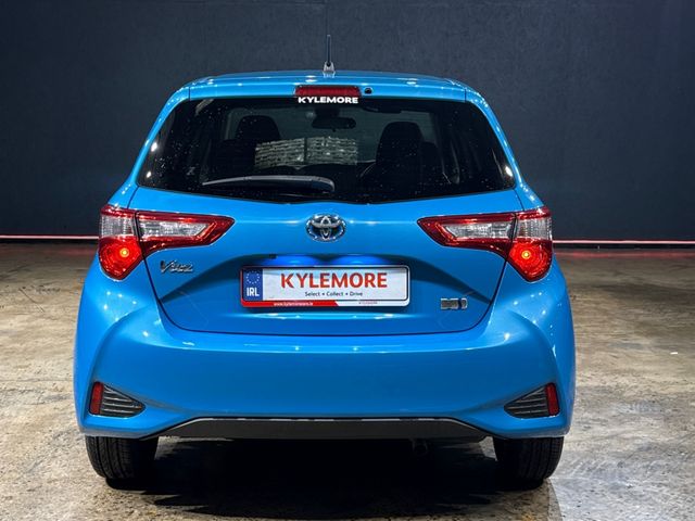 Image for 2018 Toyota Vitz 1.5 HYBRID - PUSH BUTTON START- ALLOYS WHEELS - REAR CAMERA - MULTI FUNCTION STEERING WHEEL - 