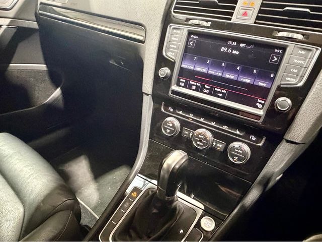 Image for 2014 Volkswagen Golf 142 1.4 TSI Highline Leather