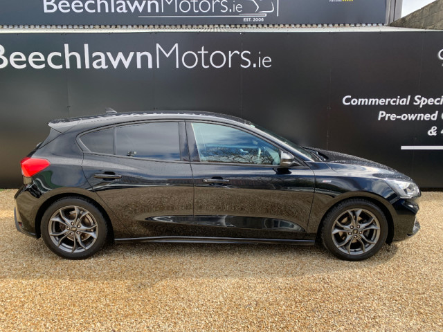 Image for 2019 Ford Focus 1.5 TDCI 120 PS 6SP ST-LINE 5DR // 03/27 NCT // GREAT DOCUMENTED SERVICE HISTORY // CRUISE, BLUETOOTH AND AIR CON // 