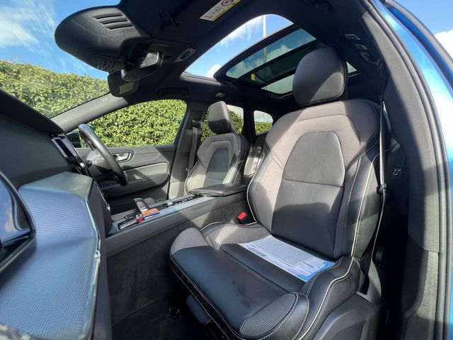 Image for 2021 Volvo XC60 R-DESIGN T6 AWD 2.0 HYBRID // OPENING PAN ROOF // LEATHER HEATED SEATS // VOLVO SERVICE HISTORY