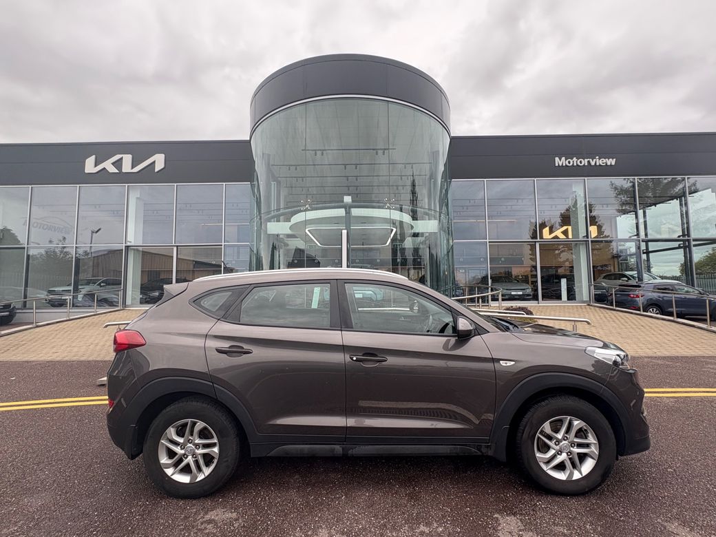 Image for 2017 Hyundai Tucson ix35 Comfort Petrol 5DR, Bluetooth, Multi-Function Steering Wheel, Rear Parking Sensors, Alloy Wheels, AUX Connection, 