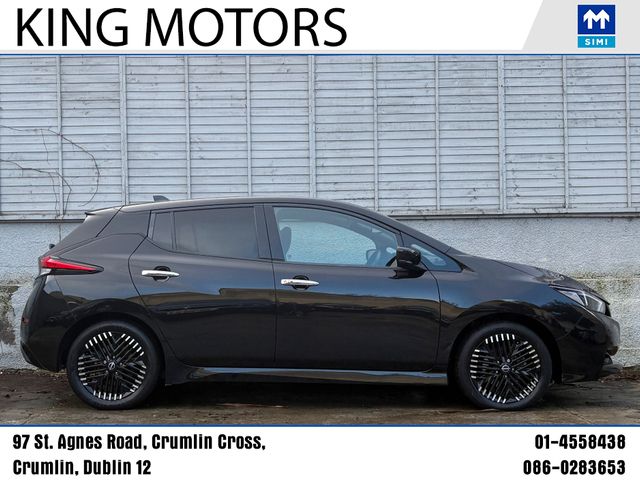 Image for 2022 Nissan Leaf N-CONNECTA / APPLE & ANDROID AUTO / NAV / RADAR CRUISE / HALF-LEATHER / PARK SENSORS / BALANCE OF 8 YEAR NISSAN BATTERY WARRANTY / *FINANCE PACKAGES AVAILABLE*