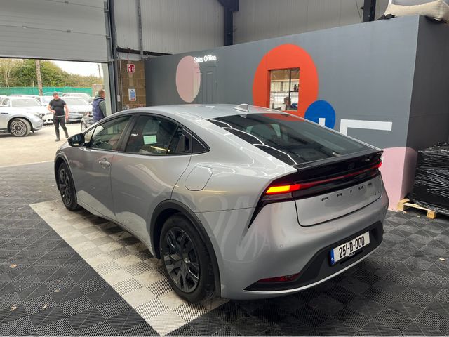 Image for 2025 Toyota Prius €33950 2025 TOYOTA PRIUS X 1.8 AUTOMATIC / CRUISE CONTROL / REVERSE CAMERA AND MORE
