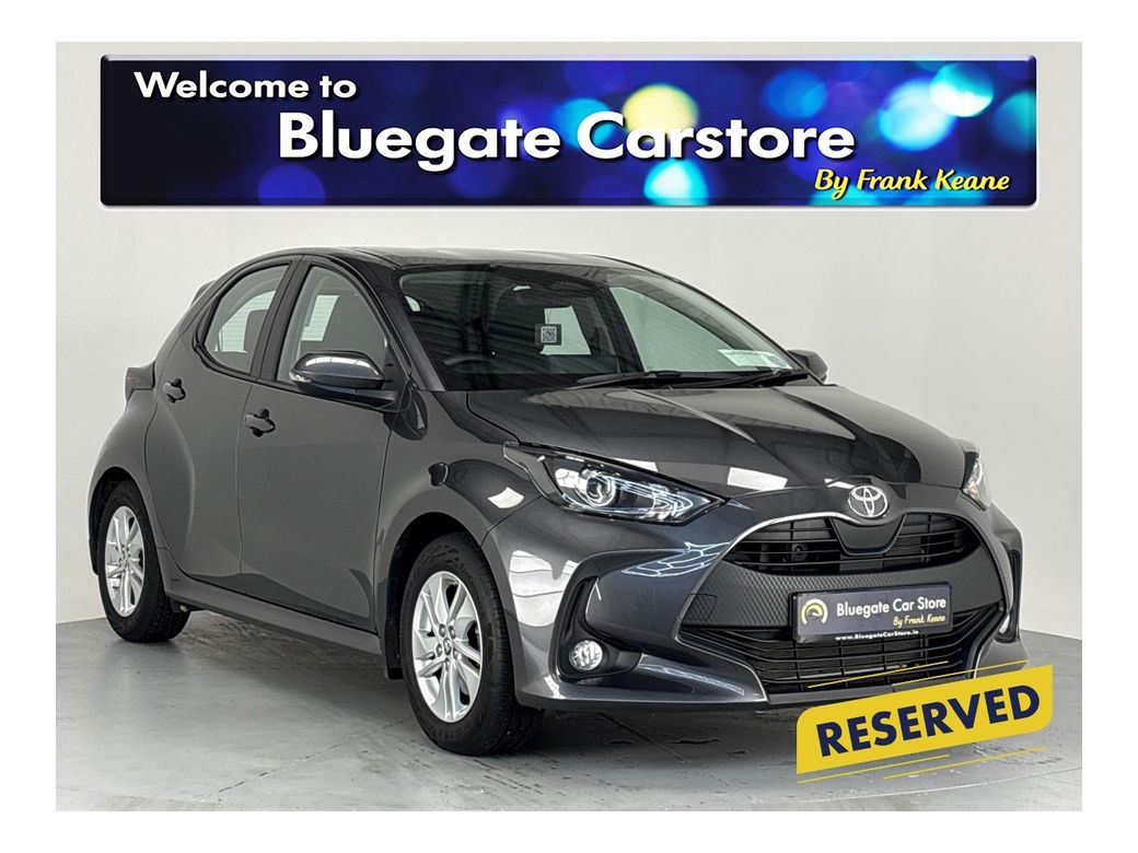 Image for 2024 Toyota Yaris HYBRID LUNA**SEMI DIGITAL DASH**KEYLESS START**BLACK CLOTH INTERIOR**TOUCH SCREEN MEDIA DISPLAY**REVERSE CAMERA**APPLE CARPLAY**DRIVE MODES**FINANCE AVAILABLE**