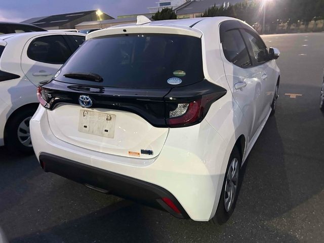 Image for 2020 Toyota Yaris 1.5 HYBRID AUTOMATIC - PUSH BUTTON START/STOP - CRUISE CONTROL - REAR CAMERA