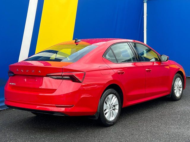 Image for 2020 Skoda Octavia TECHNOLOGY 2.0 TDI // PARKING SENSORS // APPLE CARPLAY/ANDROID AUTO // CRUISE CONTROL // DIGITAL CLUSTER