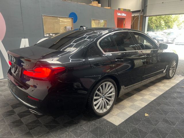 Image for 2021 BMW 5 Series 2021 BMW 5 530E 2.0 AUTOMATIC / CRUISE CONTROL / PARKING CAMERA / ELECTRIC MEORY & HEATED SEATS / LEATHER INTERIOR / REAR SEAT ENTERTAINMENT SCREENS AND MORE