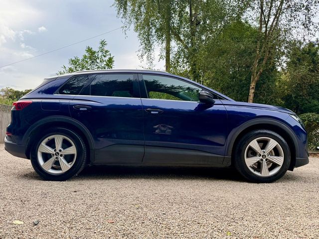 Image for 2021 Audi Q4 e-tron 40 E-TRON ADVANCE *Long Range…Leather Interior* 