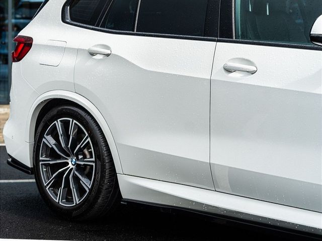 Image for 2023 BMW X5 xDrive 30d M Sport