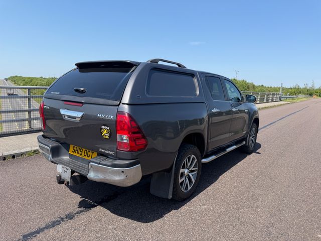 Image for 2019 Toyota Hilux INVICIBLE X 4WD D-4D DCB