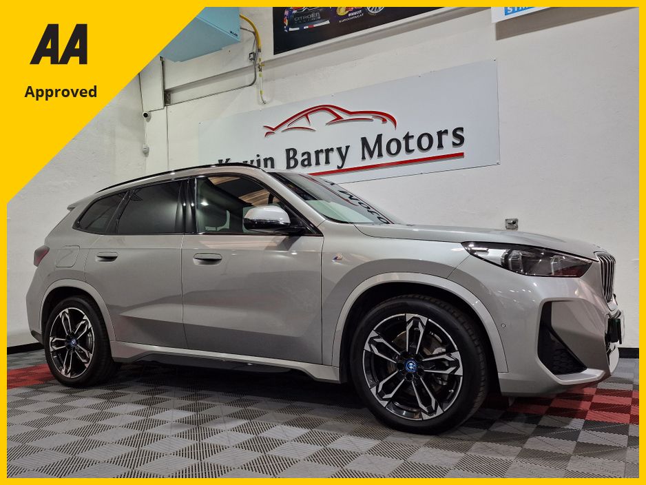 Image for 2023 BMW iX1 XDRIVE30 M SPORT AUTOMATIC **ONE OWNER / APPLE CARPLAY / COMFORT ACCESS / DRIVING ASSISTANT PRO / ELECTRIC BOOTLID / FULL BLACK LEATHER / HEATED SEATS / HEADS UP DISPLAY / WIRELESS PHONE CHARGING**
