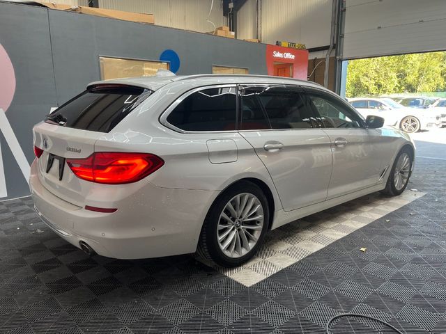 Image for 2020 BMW 5 Series 2020 BMW 5 523d TOURING LUXURY 64K KM 2.0 AUTOMATIC / CRUISE CONTROL / PARKING CAMERA / ELECTRIC MEMORY & HEATED SEATS / AMBIENT LIGHTS AND MORE