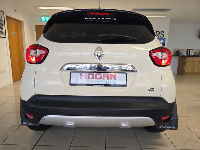 Image for 2017 Renault Captur Signature 1.5 DCI 5DR H/B * Best Spec * 