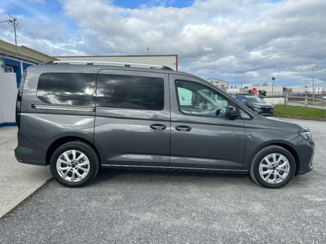 Image for 2025 Ford Tourneo Connect Titanium