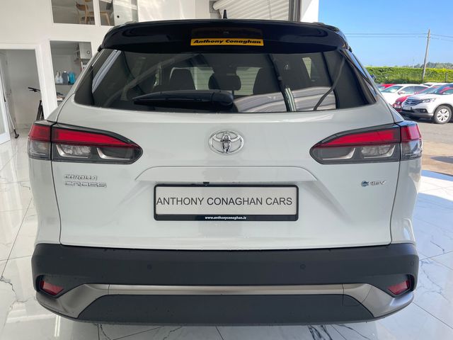 Image for 2025 Toyota Corolla Cross 1.8 Hybrid Sport