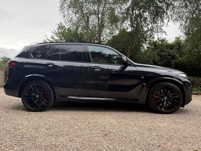Image for 2025 BMW X5 50E M SPORT *Huge Specification *